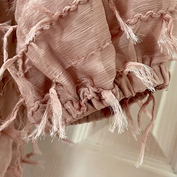 Blu Pepper Textured Pink Mini Dress with Ballon Sleeves and Elastic Waist - Picture 5 of 10